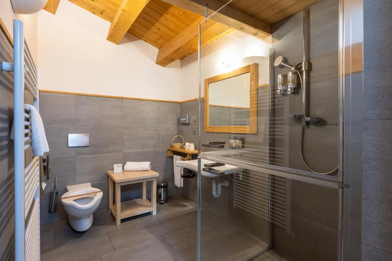Lantgård Agriturismo La Fiorida Mantello Italien