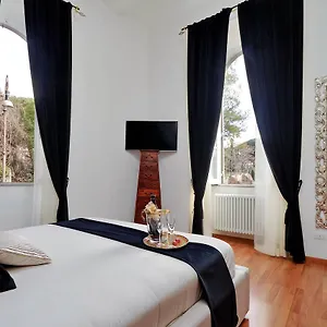 dolce-casa-colosseo.it-romehotels.com/
